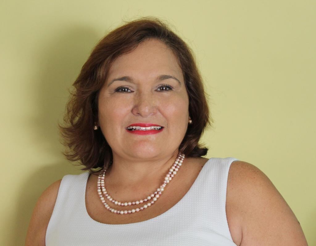 Isabel Quirós, exdirectora ejecutiva de Conarroz, será de gran ayuda en los programas de impulso a la producción nacional, aseguró el presidente ejecutivo del Comsejo Nacional de Producción (CNP), Rogis Bermúdez, quien les ofreció el puesto de gerenta general. Foto: Cortesía