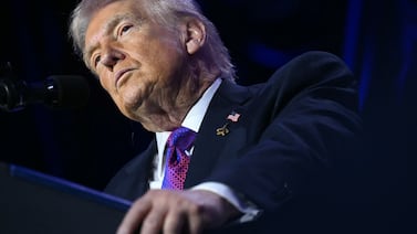 Trump dice que republicanos deberían ‘tomar el control’ de las elecciones