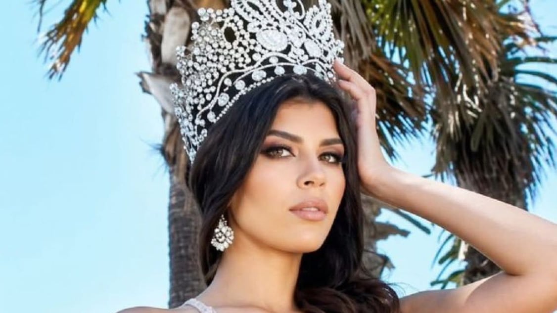 Carolina Flores, reina de belleza mexicana