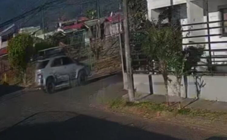 Carro baleado Guarco