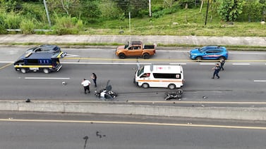 Choque frontal entre motocicletas en ruta 32 deja un muerto y un joven en estado crítico