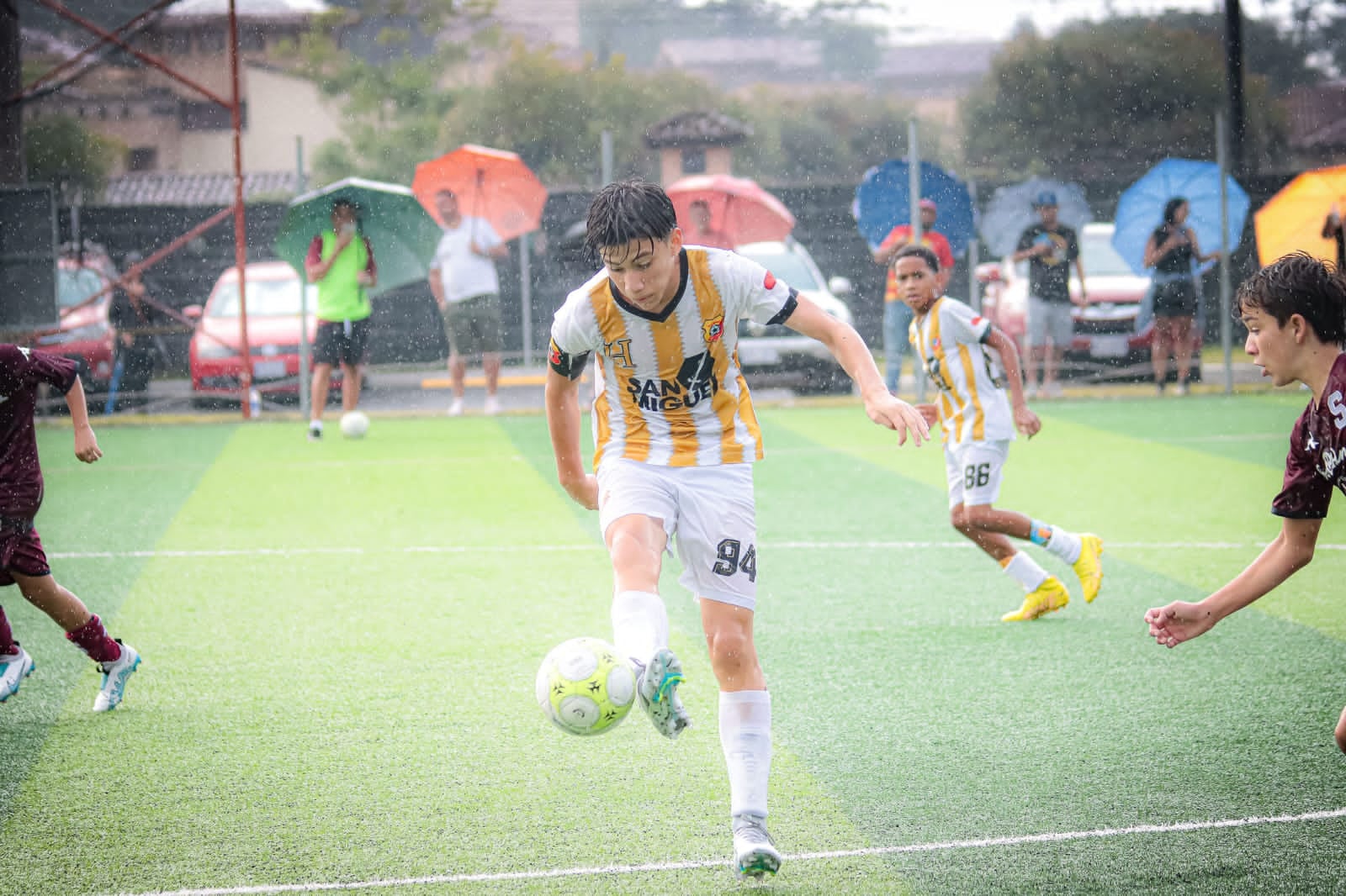 Jeikel Alpízar Torres
Jugador Sub 12
Joselyn Torres, Jonathan Alpízar, Jeitán Alpízar Torres
Guápiles
2 de enero del 2024