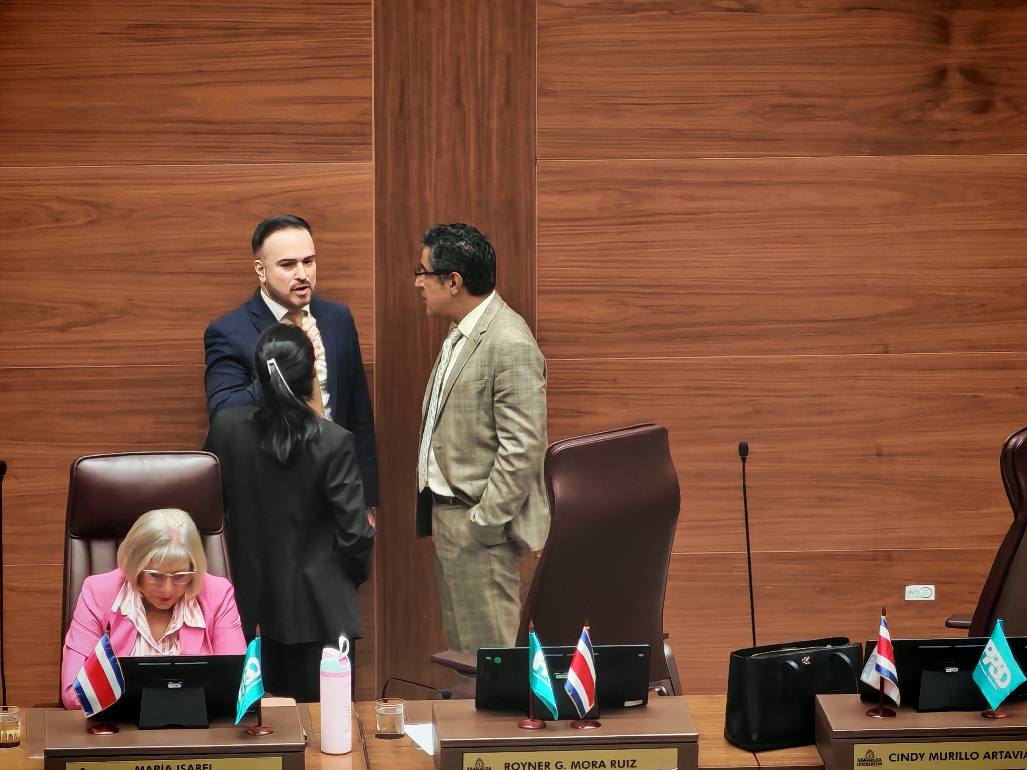 Diputada, Pueblo Soberano, Cindy Murillo, Lago Arenal