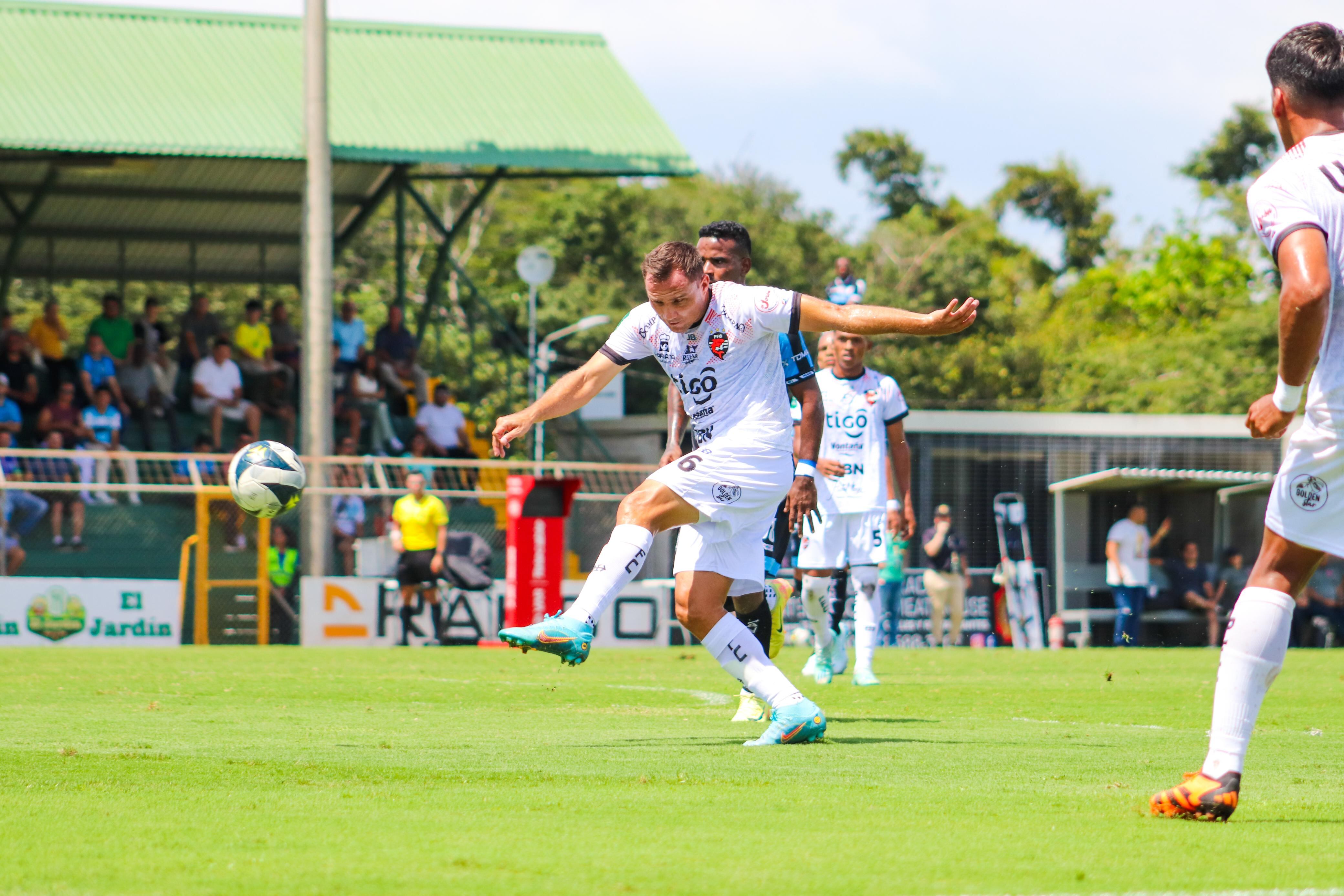 Santa Ana vs Puntarenas