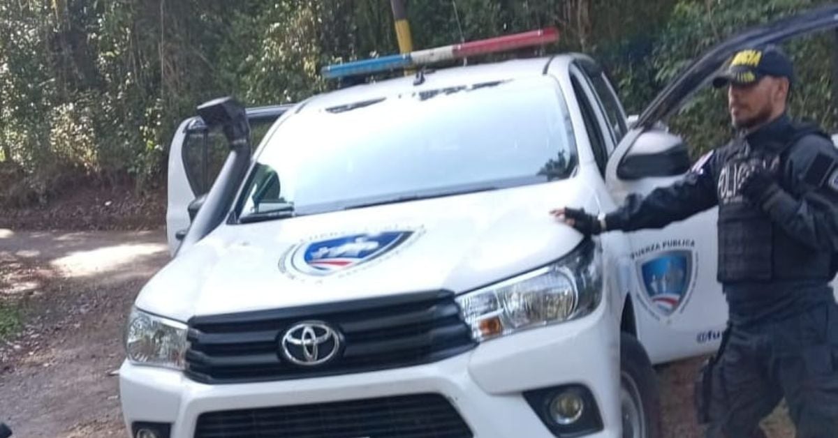 En la imagen un carro de la policía administrativa de La Unión de Cartago