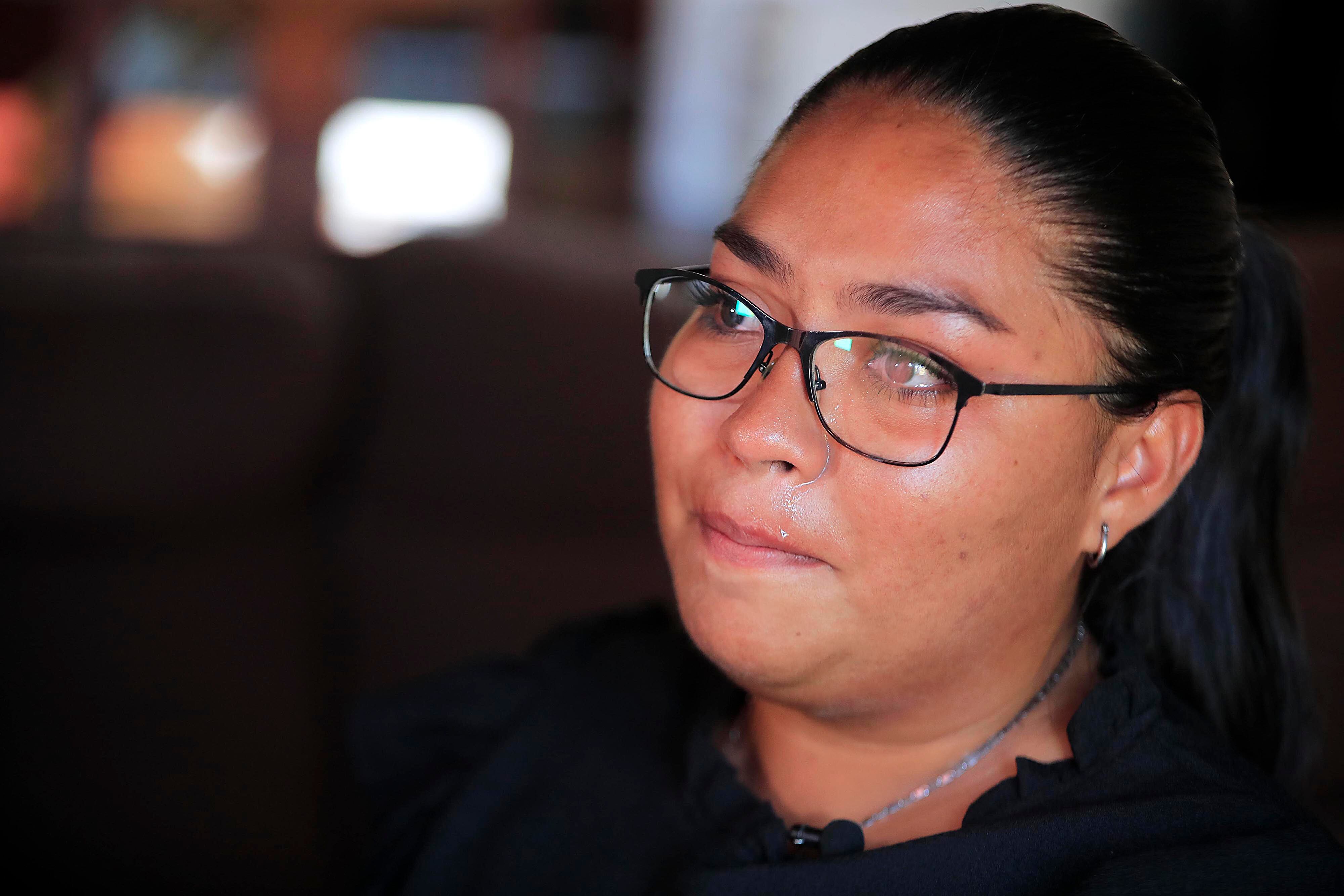 13/09/2023 Turrúcares. Los gemelos José Pablo y Juan Pablo, y su hermana María José Serrano Gómez, hablaron de su madre Jenny Gómez, una de las víctimas del fatal accidente de Cambronero que ocurrió hace un año.