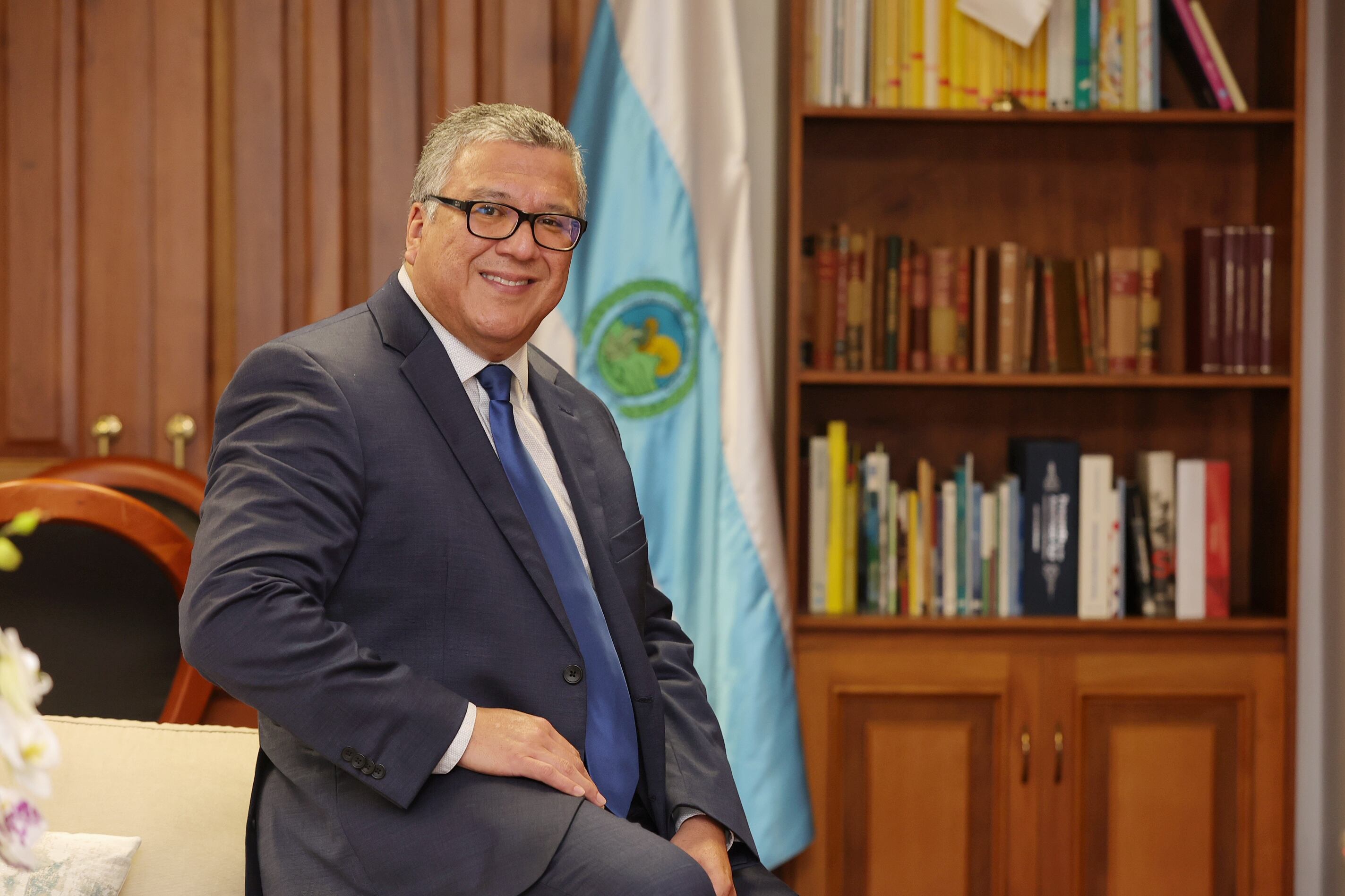 Retratos y entrevista de Carlos Araya Leandro. Rector UCR / foto: John Durán