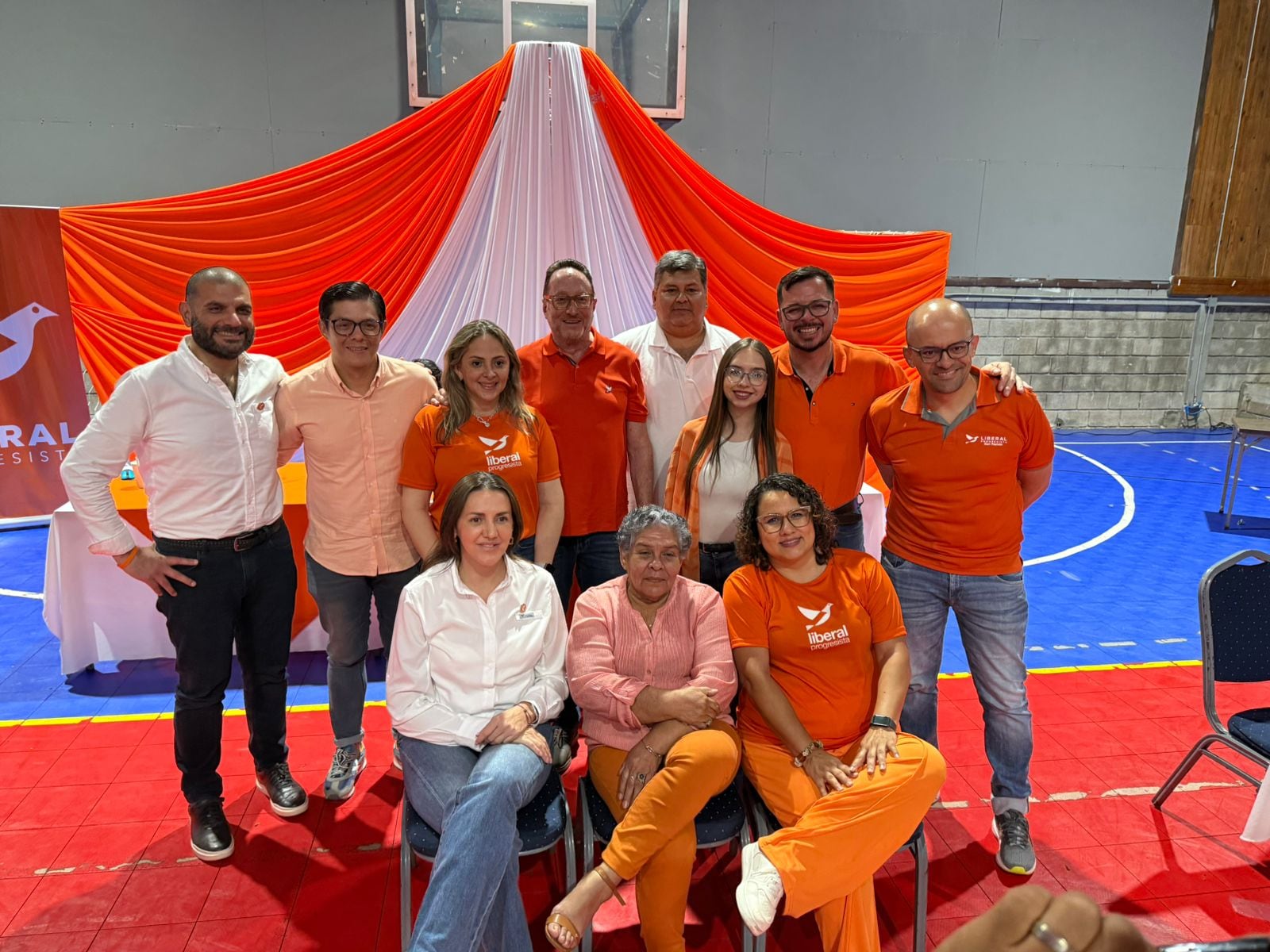 Algunos de los candidatos a diputados por Alajuela del PLP que fueron ratificados este 27 de setiembre.