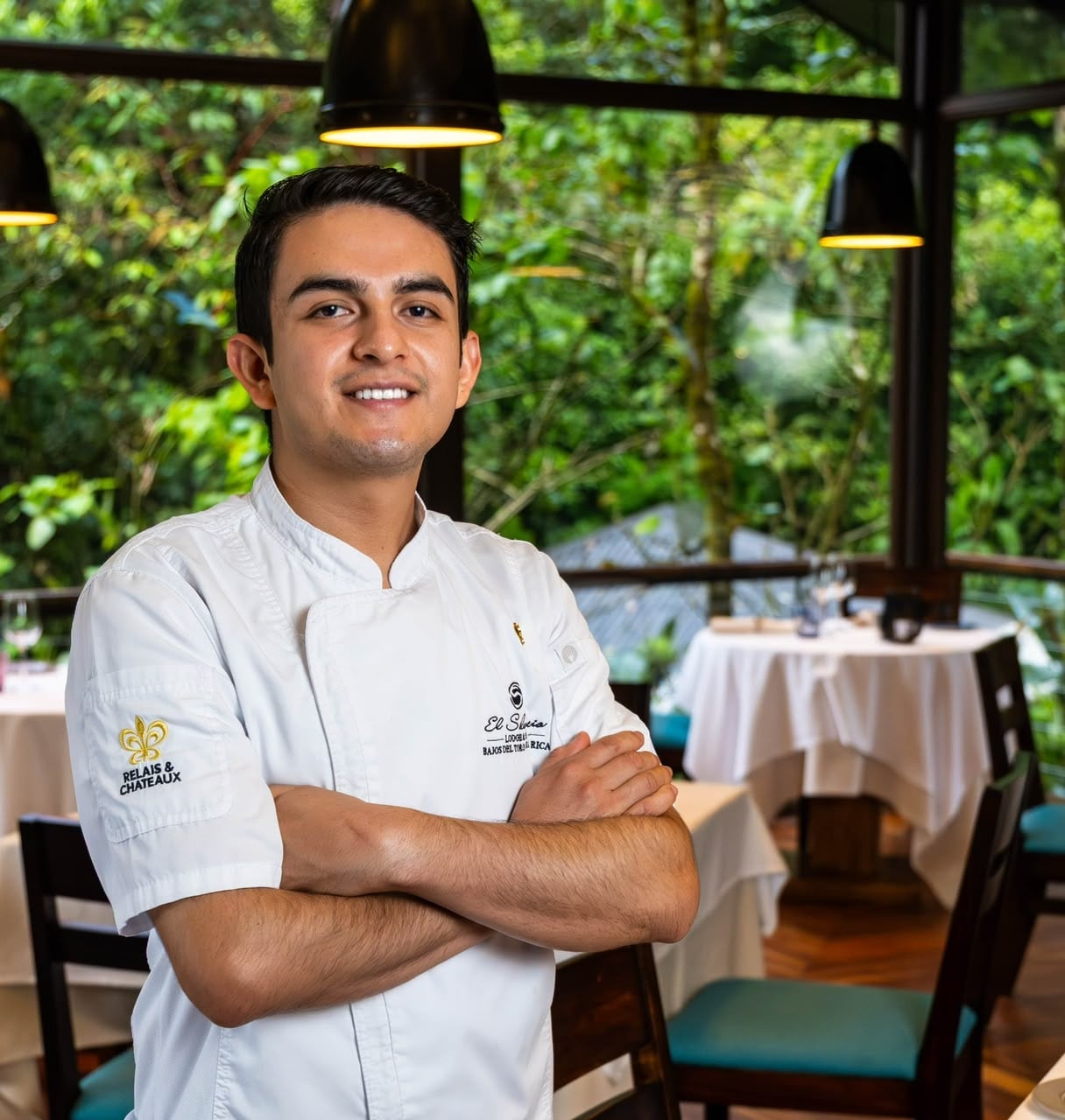 Mauro Jiménez combina su recorrido de Perú, su tierra natal, a Costa Rica, dos lugares que forman parte de su identidad como cocinero.