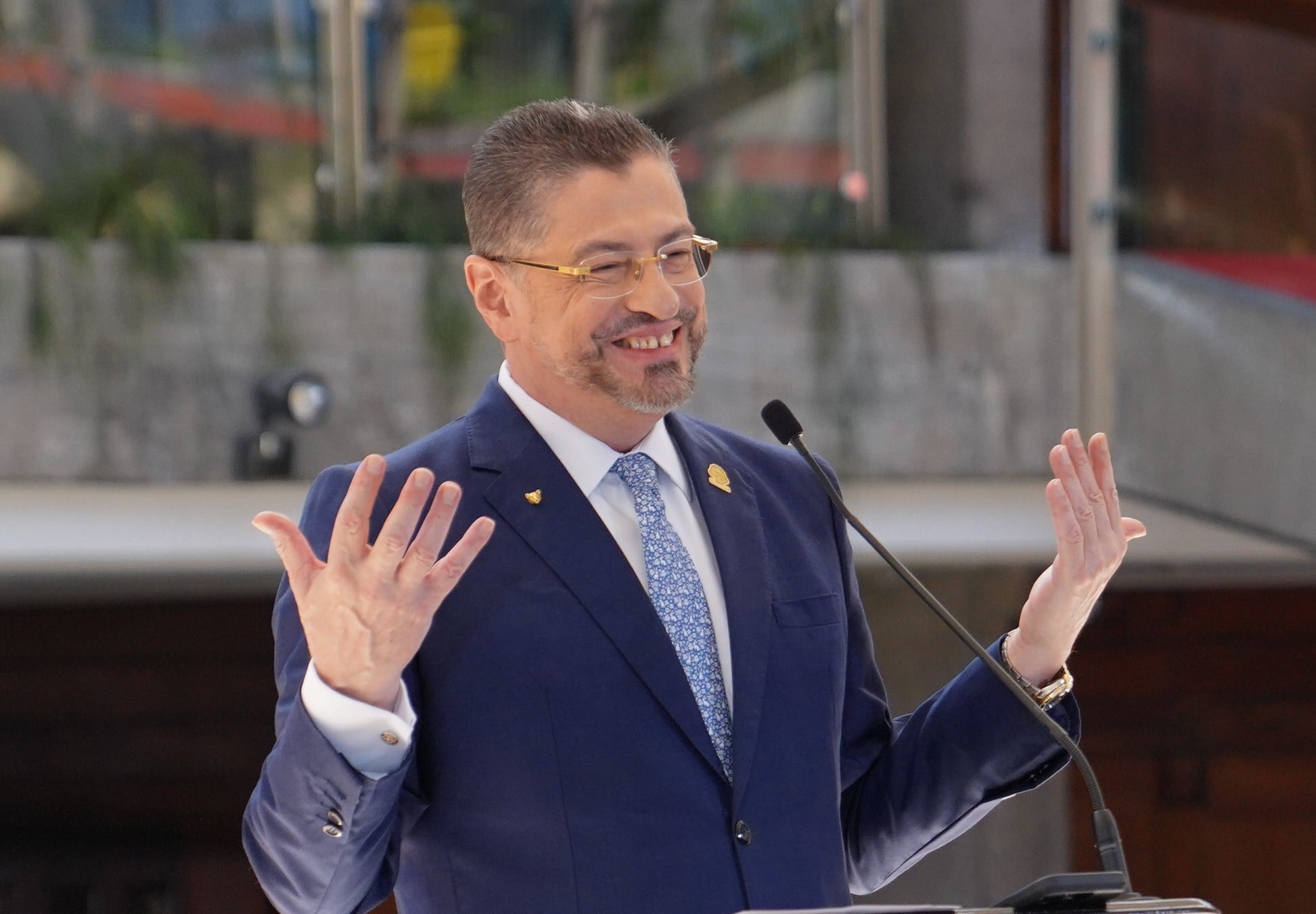 Fiscal general acusa a Rodrigo Chaves por concusión en millonaria contratación del BCIE; surge un testigo de la corona | La Nación