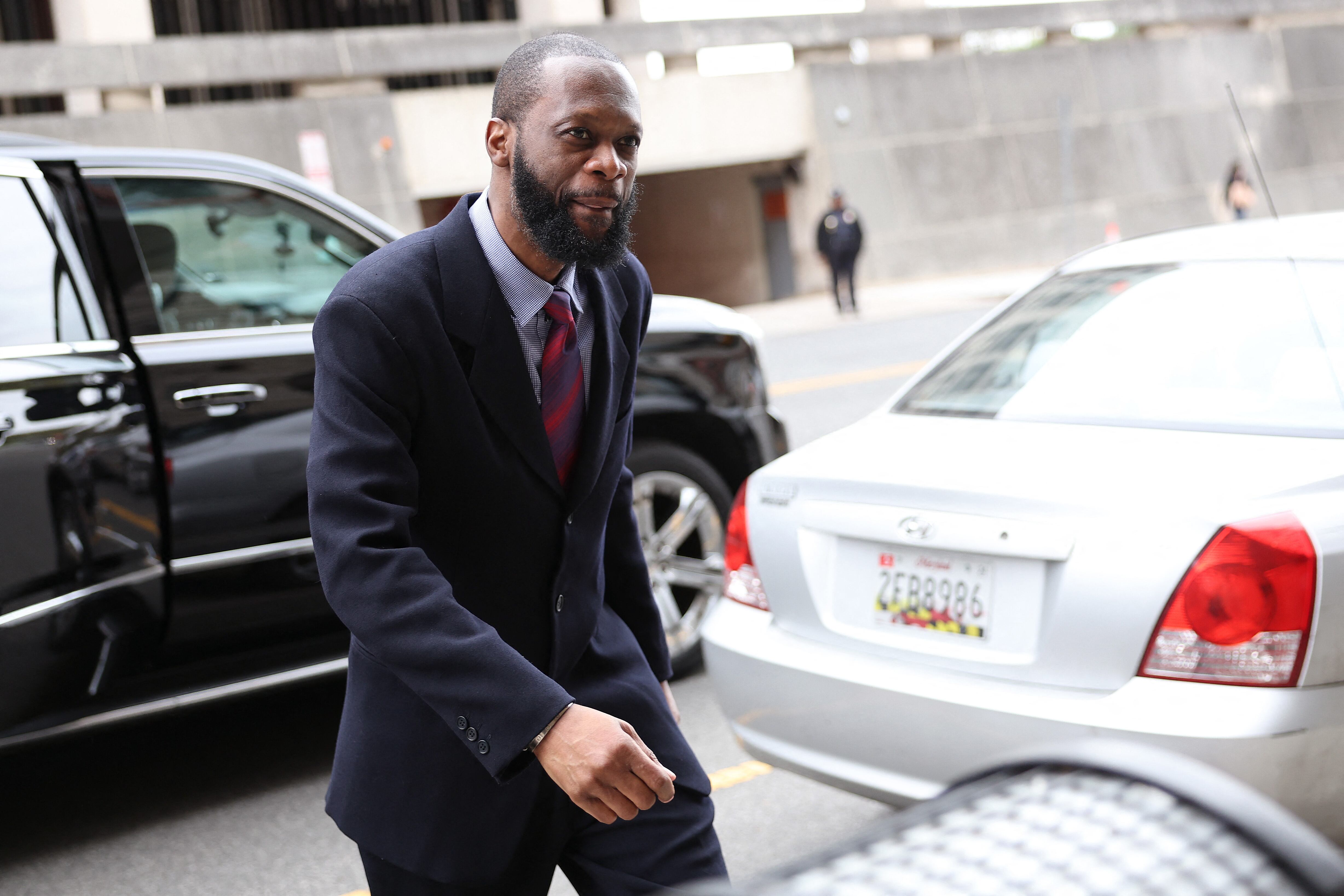 El exrapero Pras Michel se enfrenta a un juicio por cargos de conspiración en Washington D. C.