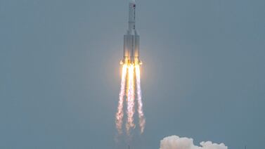 Restos de cohete espacial chino impactan en oceáno Índico