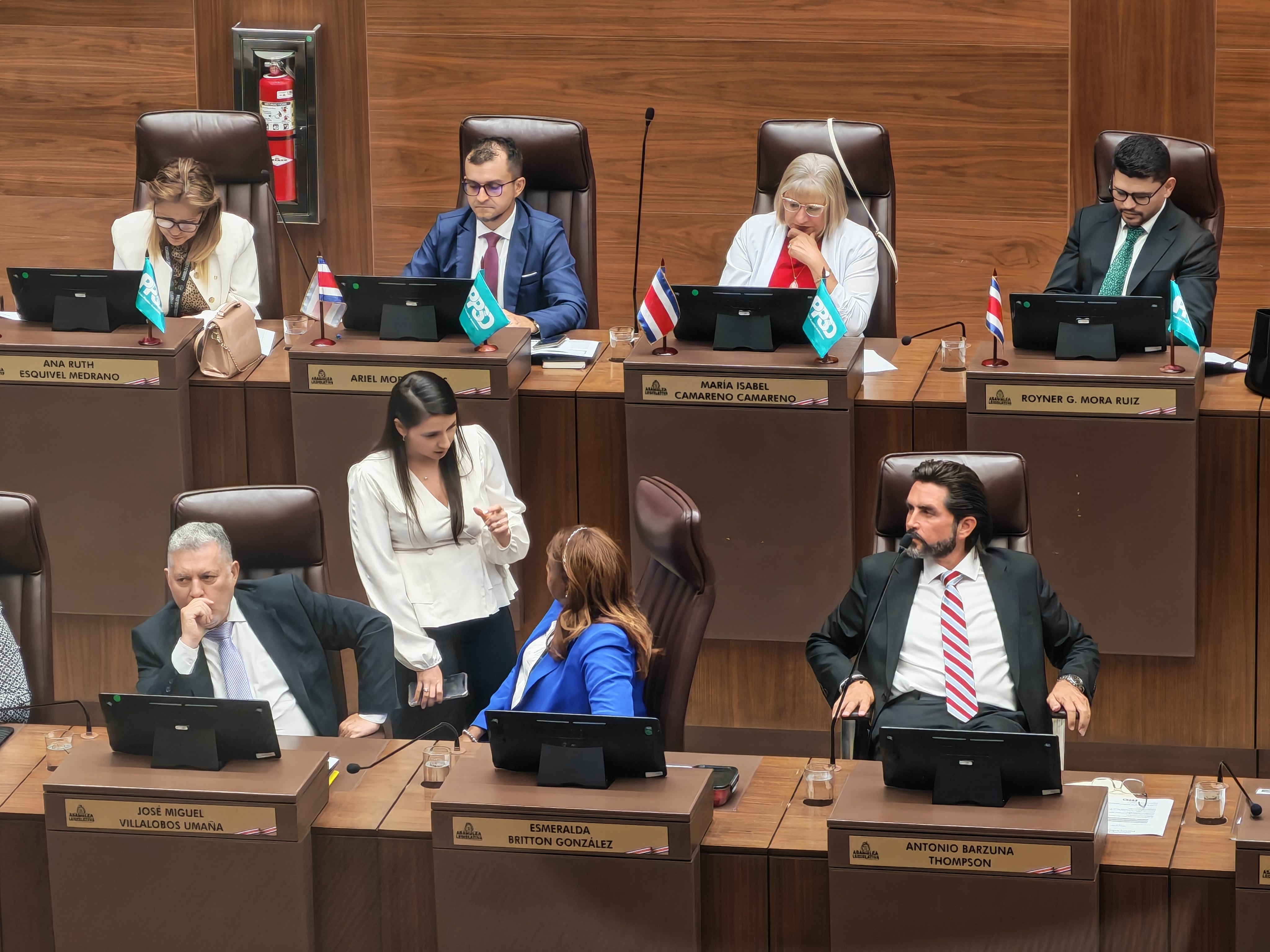 Mancuerna entre el gobierno y Fabricio Alvarado también se refleja en las oficinas de los diputados de Pueblo Soberano