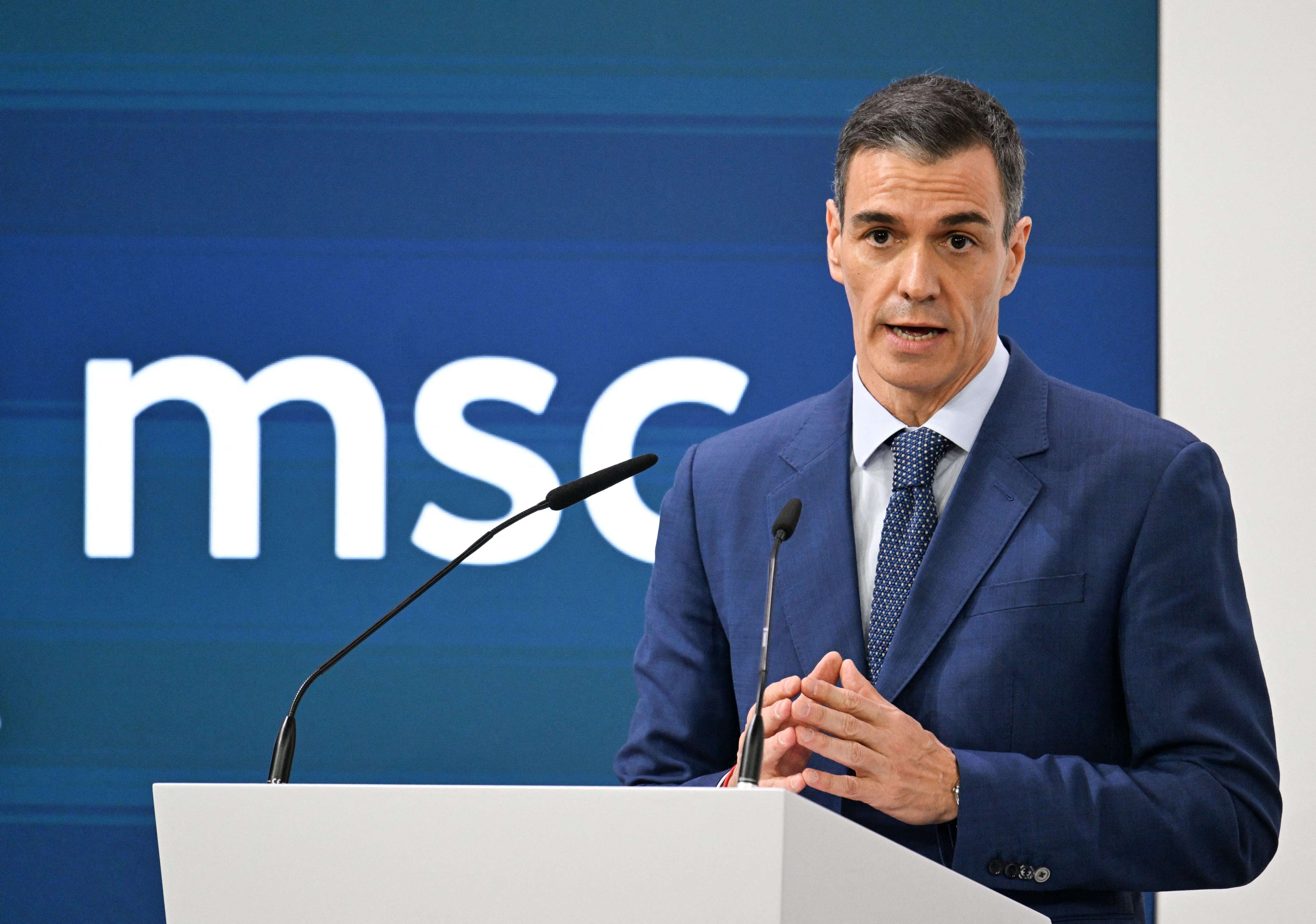 El presidente Pedro Sánchez anunció que el Gobierno pedirá a la Fiscalía investigar a Meta, TikTok y X por la creación de imágenes sexuales de menores mediante inteligencia artificial. El primer ministro en un discurso en la 62ª Conferencia de Seguridad de Múnich (MSC) el 14 de febrero pasado.