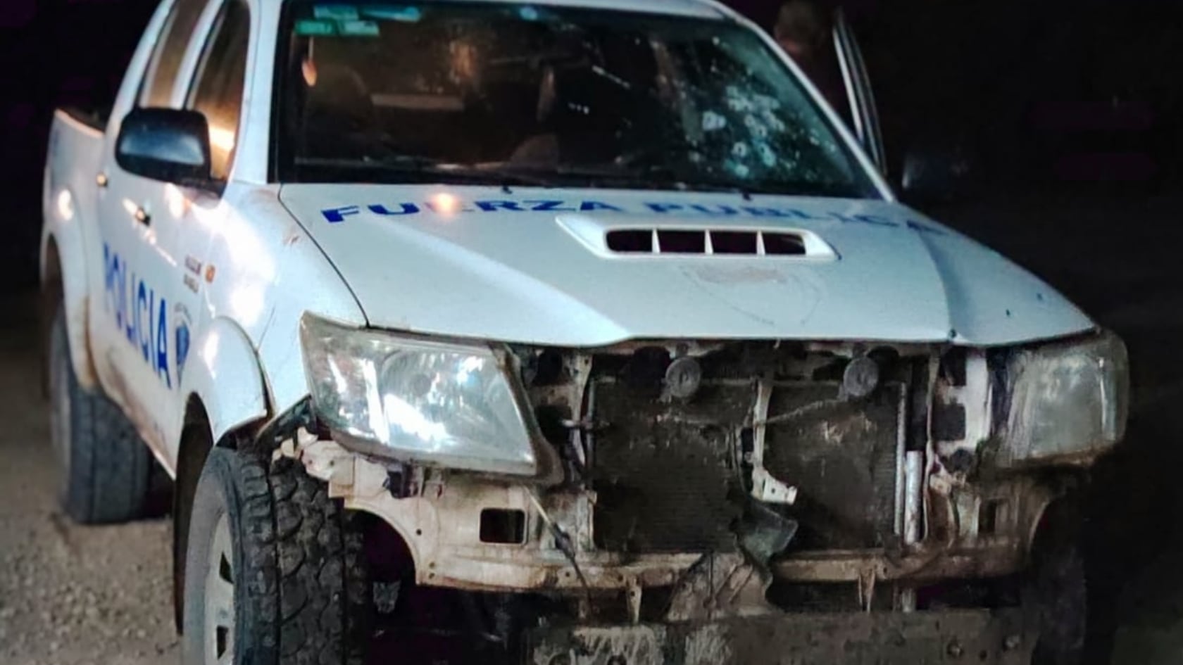 Según el reporte, como resultado del hecho dos policías fueron heridos y un sospechoso quedó sin vida.