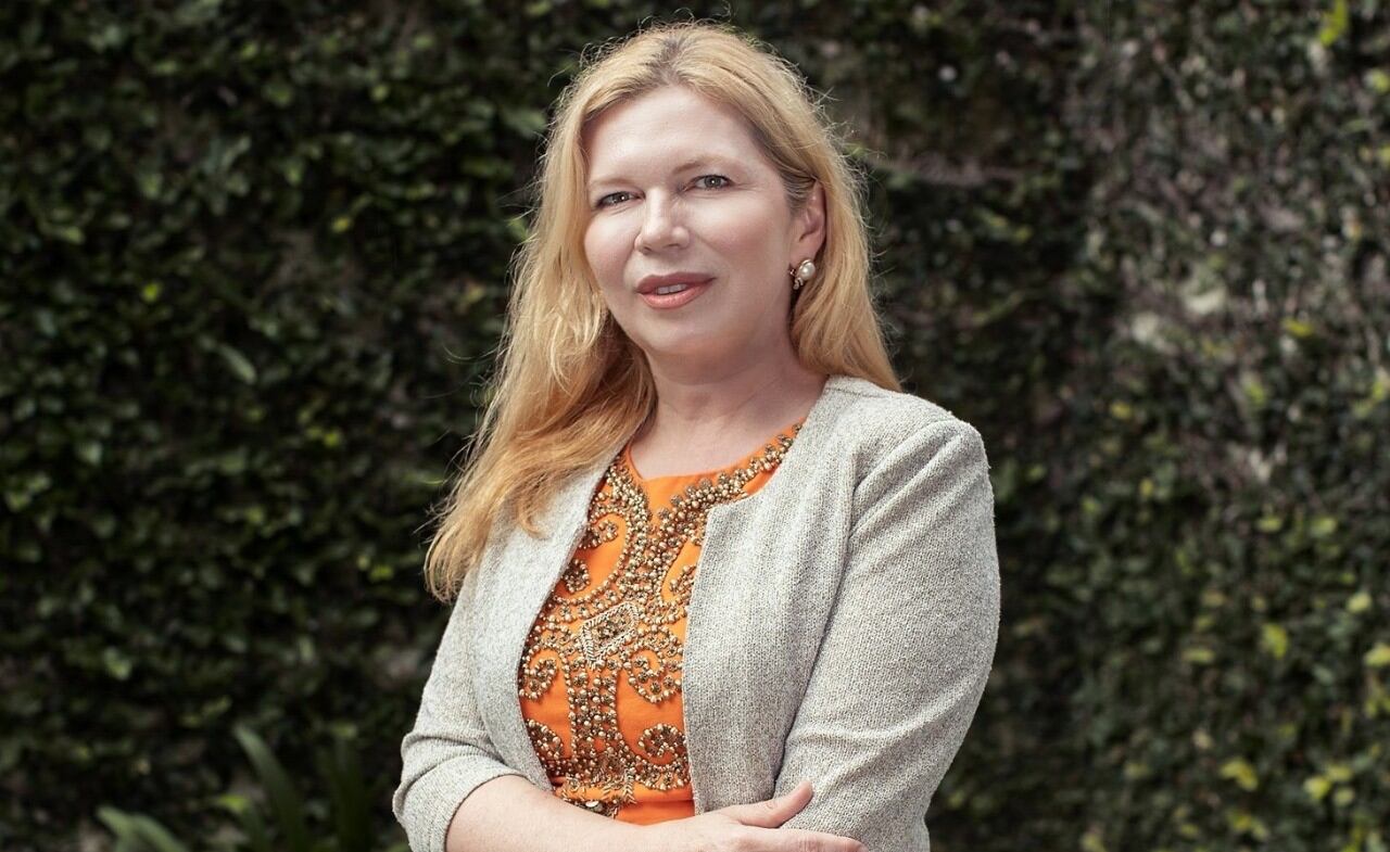 Jorge Dengo deja la curul y la asumirá Cynthia Córdoba Serrano.