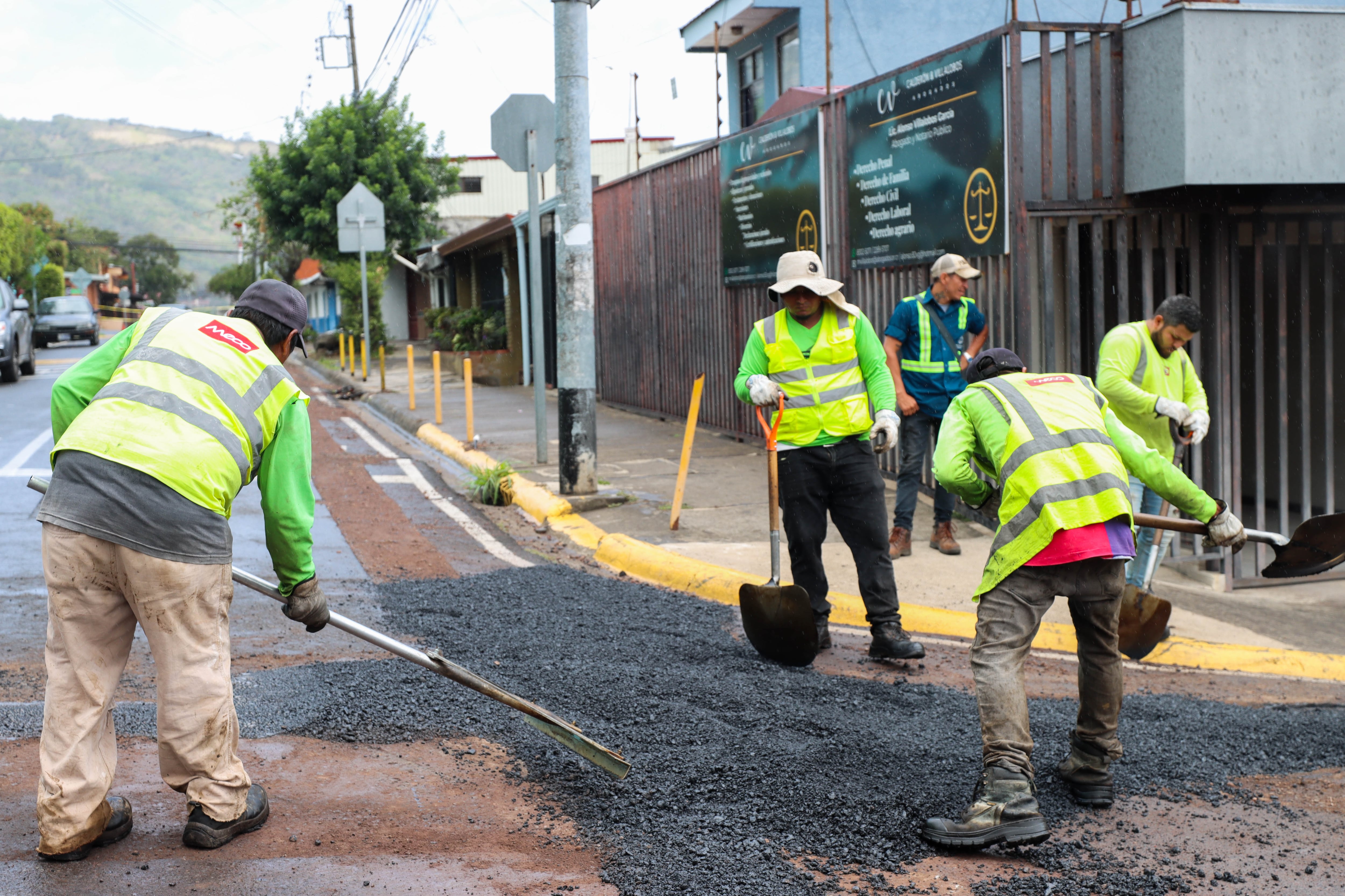 Obras en Escazú.