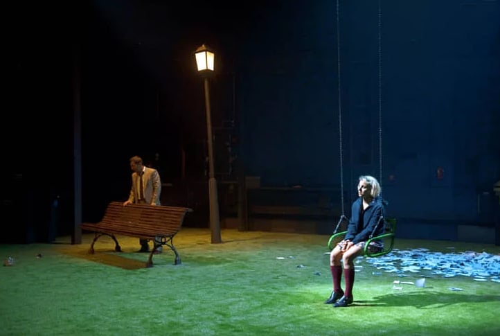 Grooming, texto de Paco Bezerra y dirección de José Luis Gómez, se presentó del 1 de febrero al 11 de marzo en el Teatro de la Abadía en España. Foto: Ros Ribas/Teatro de la Abadía