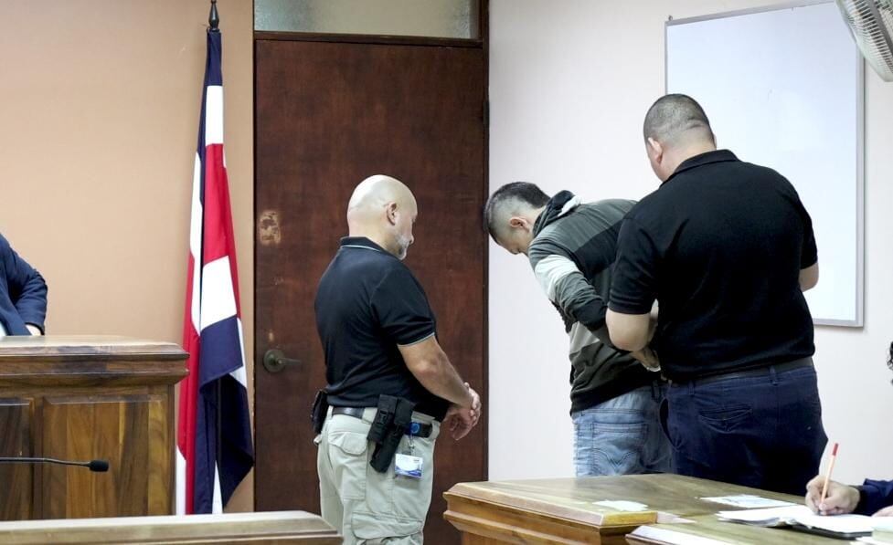 El sentenciado quedó con seis meses más de prisión preventiva mientras el fallo queda en firme. Foto: Reiner Montero.