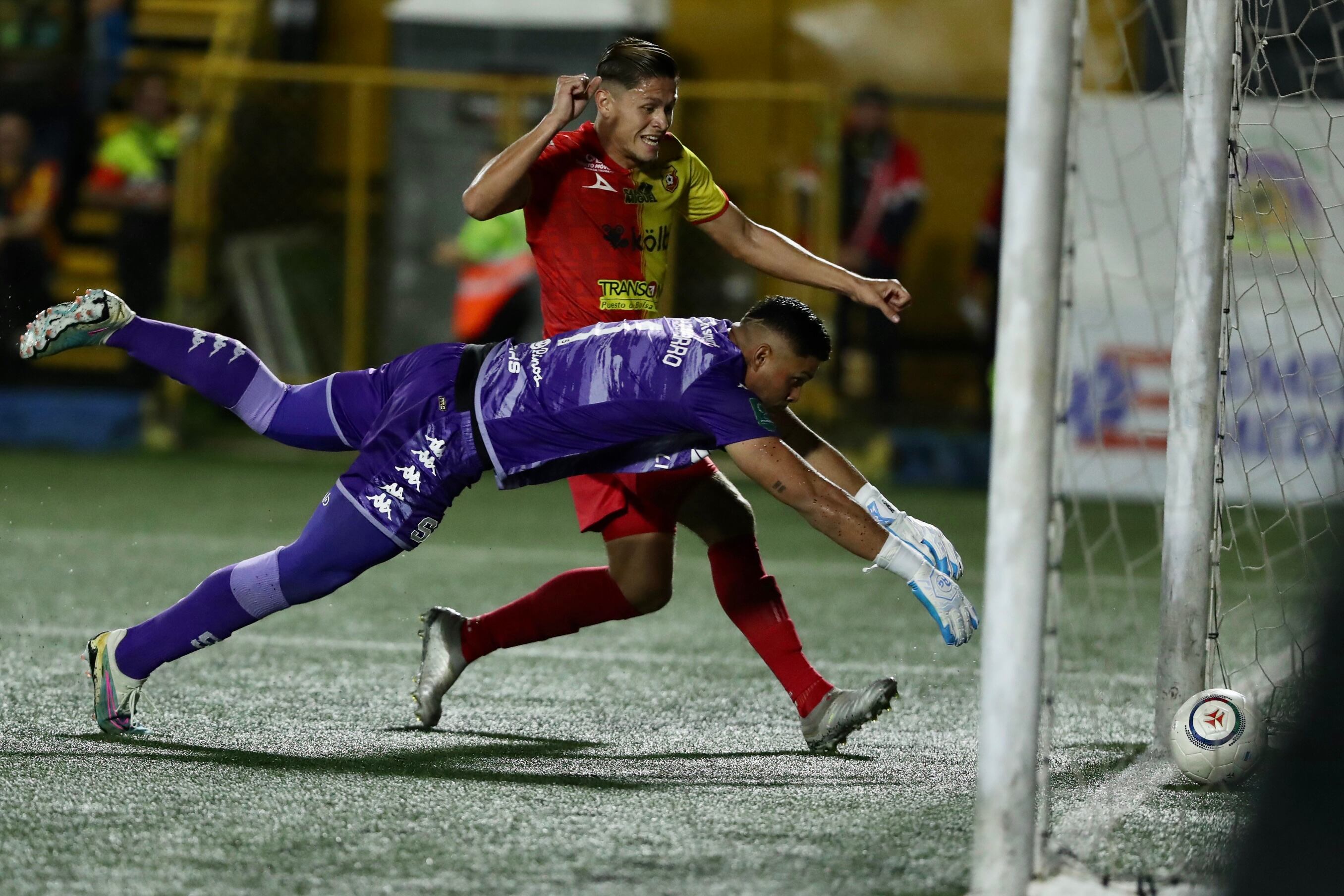 07/10/2023, San José, Guadalupe, Estadio Colleya Fonseca, partido dela jornada 14 del torneo de apertura 2023 entre el Club Sport Herediano y el Deportivo Saprissa