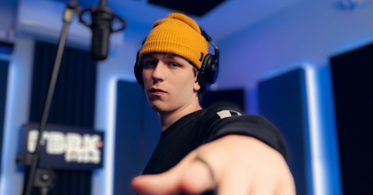 Cantante costarricense Nono