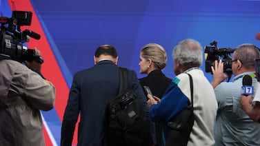 El hombre detrás del triunfo de Laura Fernández (y sus conexiones con la ultraderecha de Latinoamérica)