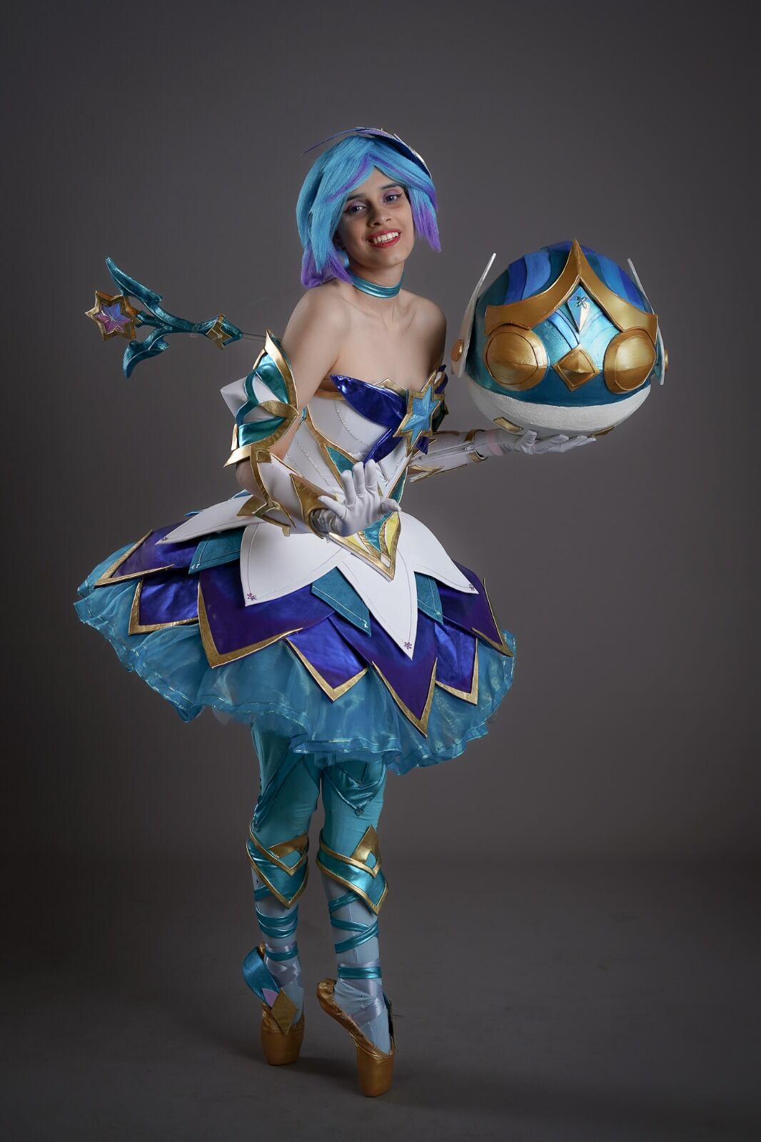 Inspirados en los videojuegos de ‘The Legend of Zelda’ y ‘League of Legends’, tres talentosos concursantes completaron el podio del torneo ‘Cosplay Championship Series Round Connecturday’, efectuado el pasado domingo