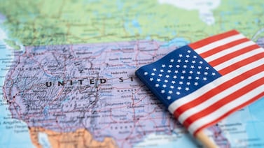 ¿Cuál es un ingreso mensual adecuado para solicitar la visa de Estados Unidos?