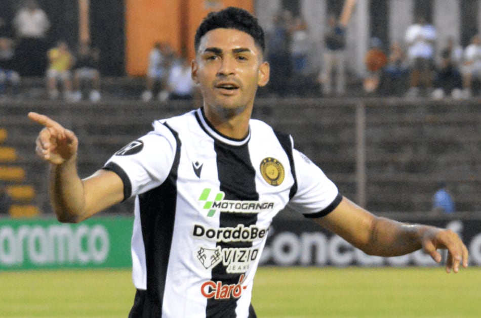 Justin Cano
Defensor
Nicaragua
Diriangén de Nicaragua
28 de diciembre del 2025
Fotografía: Juan Membreño