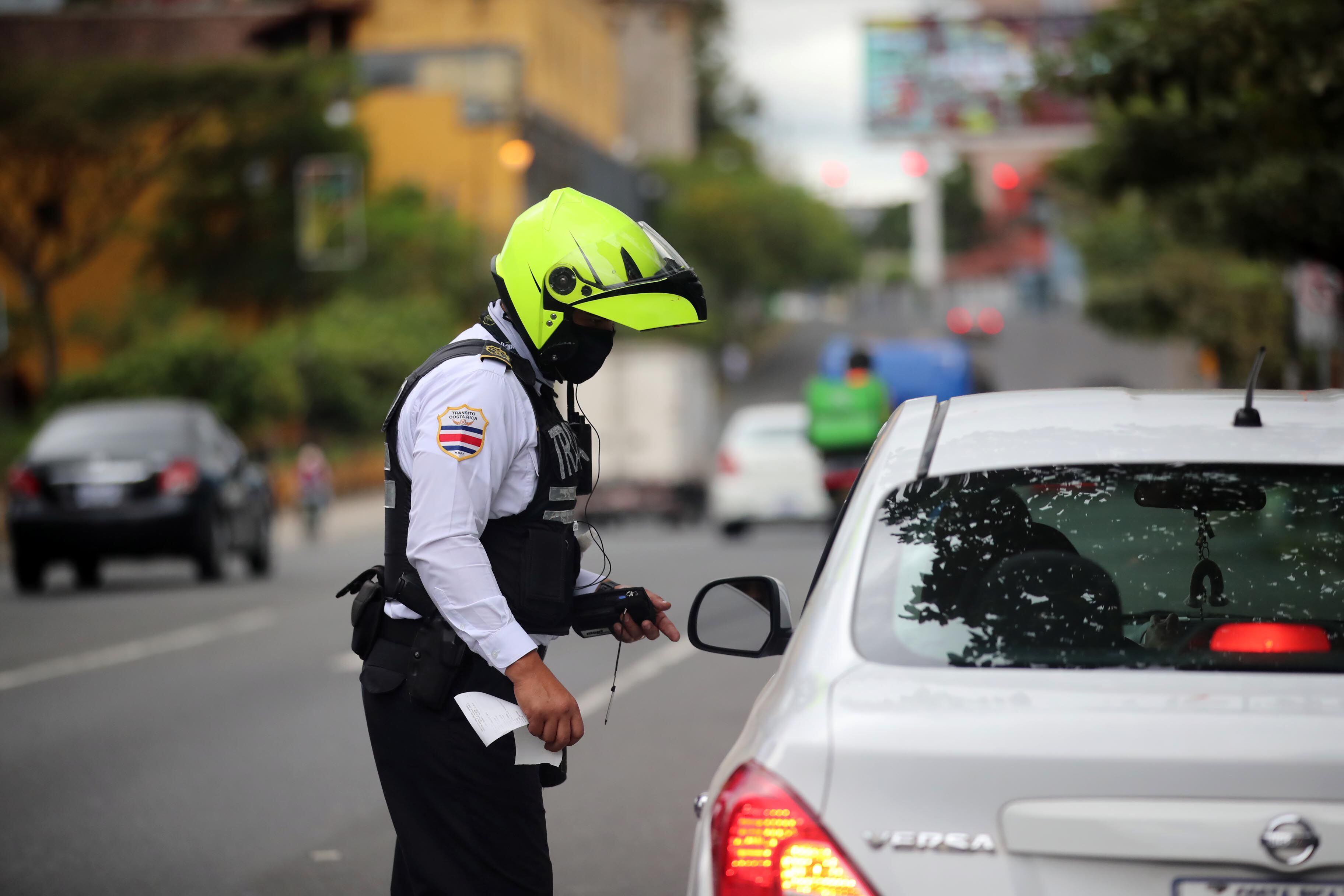 Un proyecto ley pretende que se perdonen miles de multas de tránsito impuestas entre el 2020 y el 2021.