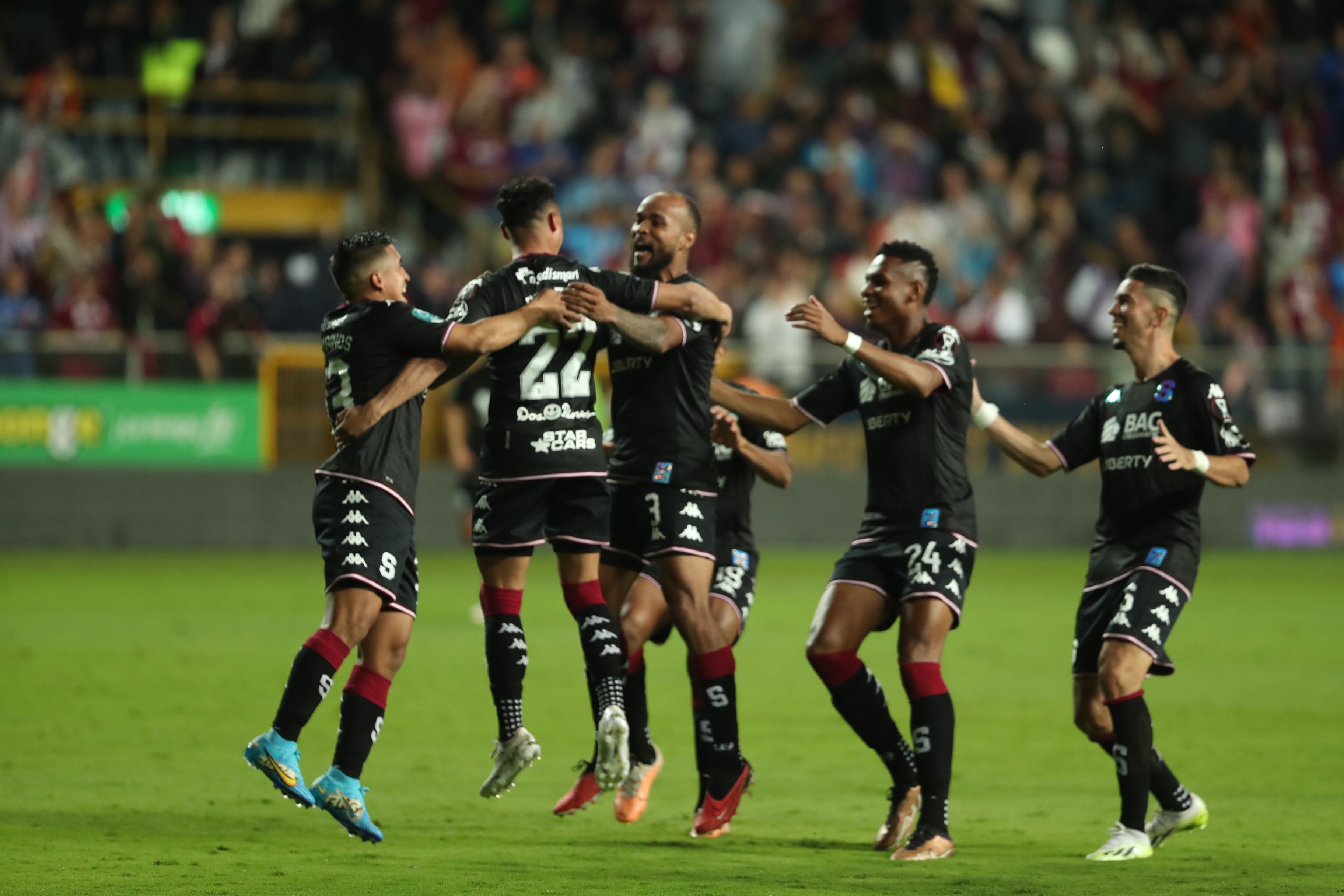 13/10/2023, San José, Estadio Ricardo Saprissa, semifinal del torneo de copa 2023 entre el Deportivo Saprissa y el Club Sport Herediano.