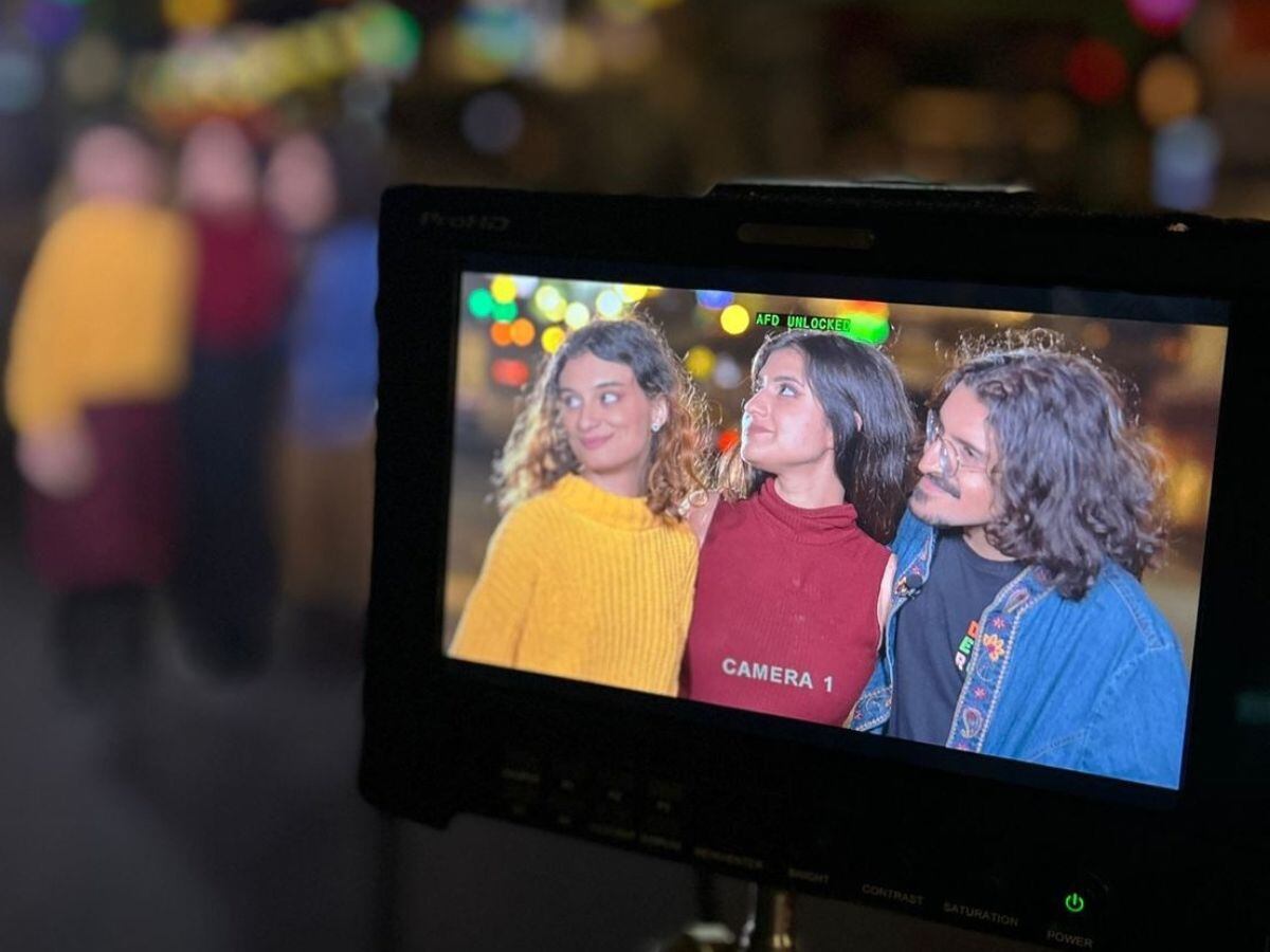 Abril (derecha), Melany (centro) y James (izquierda) son los creadores de los chinaokes de este 2024. Foto: Tomada de redes.