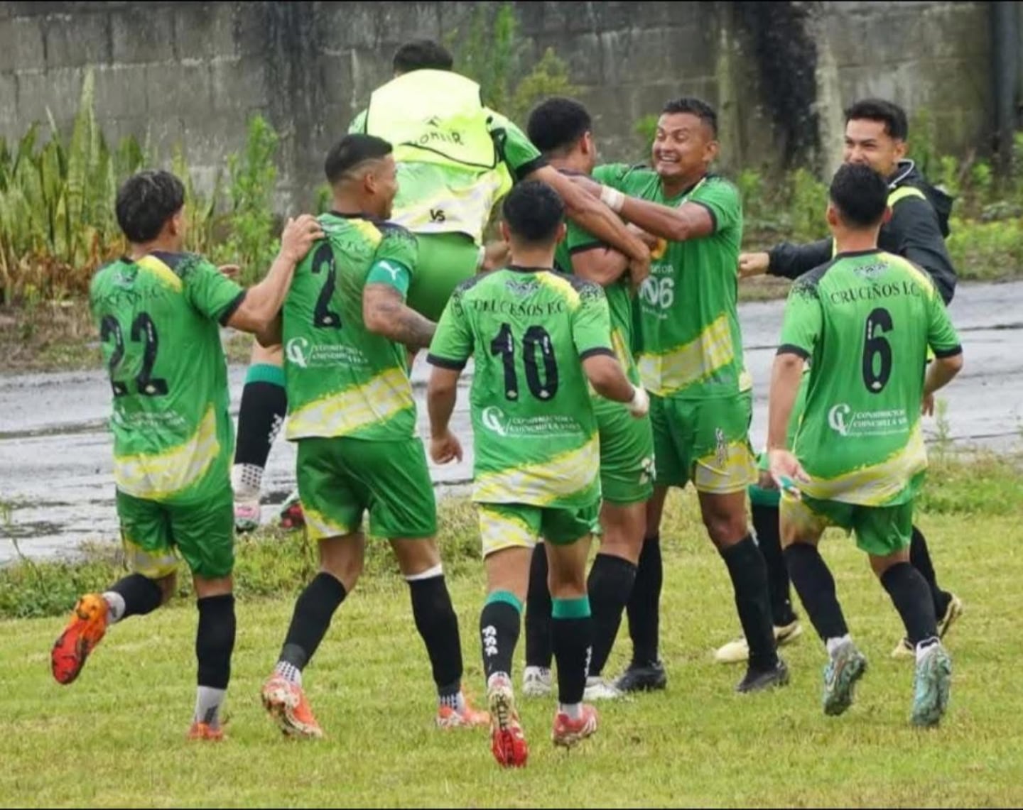Exdelantero de Saprissa y San Carlos pone a soñar a equipo guanacasteco con ascenso a Segunda División