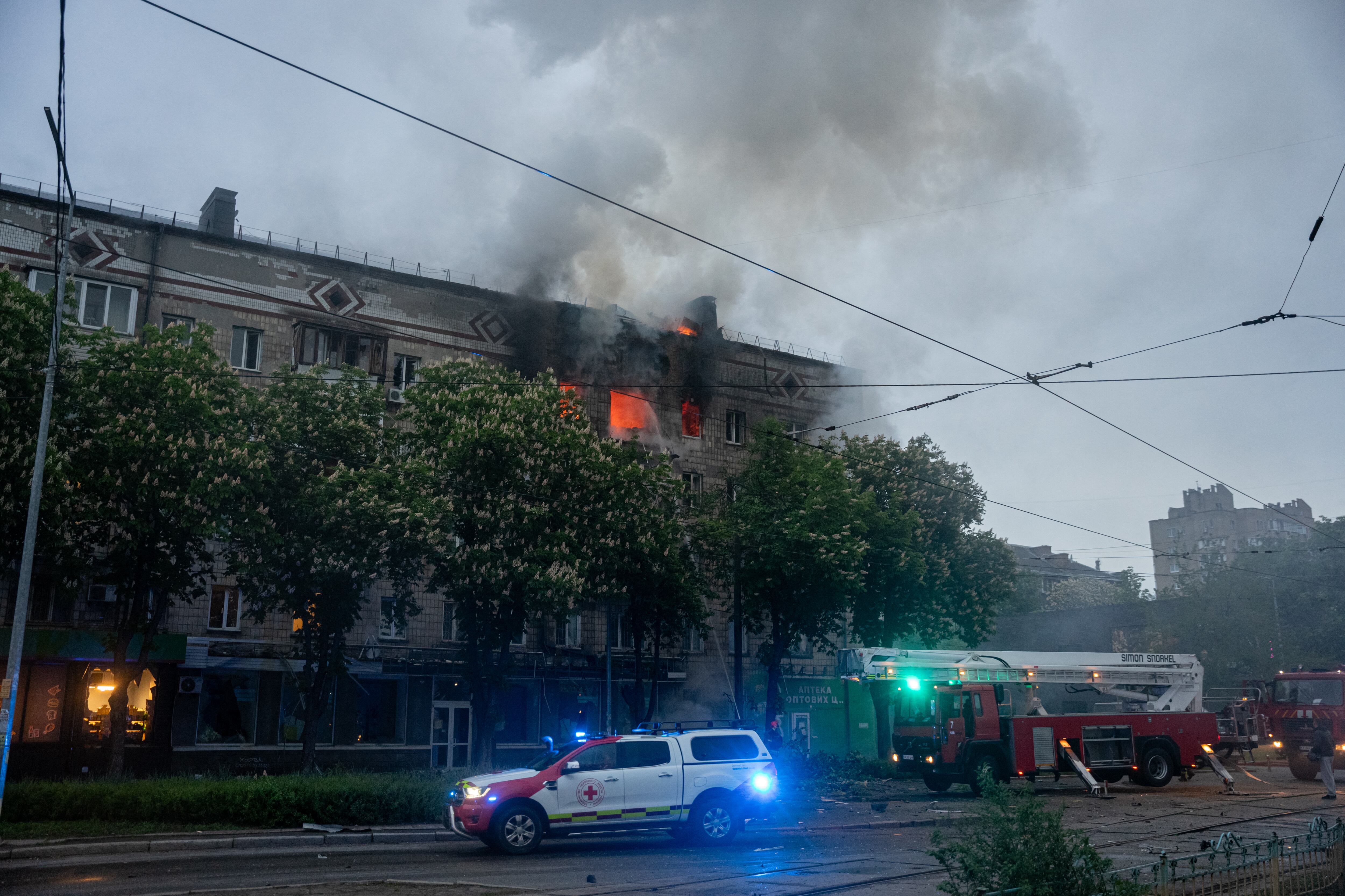Los ataques nocturnos en Kiev que causaron dos muertos y siete heridos, incluidos cuatro niños debido al impacto de uno de los proyectiles en un edificio residencial. Fotografía: