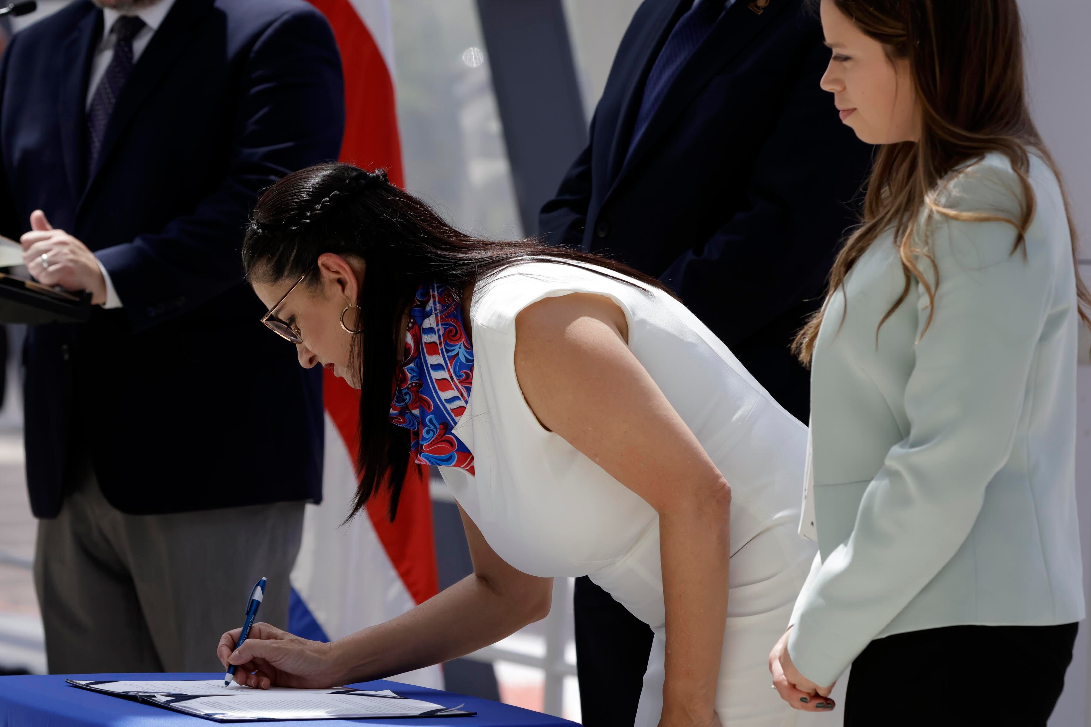 07/11/2023. Estadio Nacional, Parque Metropolitano La Sabana. Hora: 10:00 a.m. Autoridades de Salud presentaron este martes la "Ruta de la Salud", plan que tiene como objetivo primordial atender el problema de las listas de espera en la Caja Costarricense de Seguro Soicial (CCSS). En la foto, el presidente Rodrigo Chaves. Fotos: Mayela López