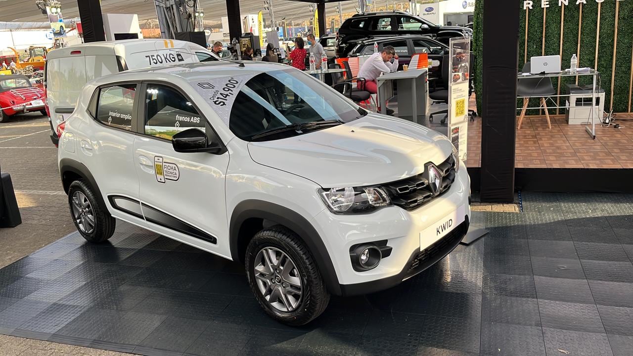 La Expomóvil le volvió a abrir sus puertas al público después de dos años cerradas por la pandemia. Hasta el próximo 20 de marzo usted puede ir a darse una vuelta al Centro de Eventos Pedregal