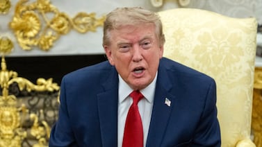 Trump y la Casa Blanca atacan a periodista de CNN en plena conferencia de prensa