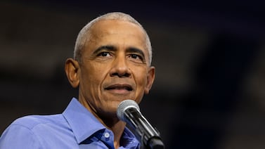 Obama condena tiroteo en cena de gala de la prensa con Trump