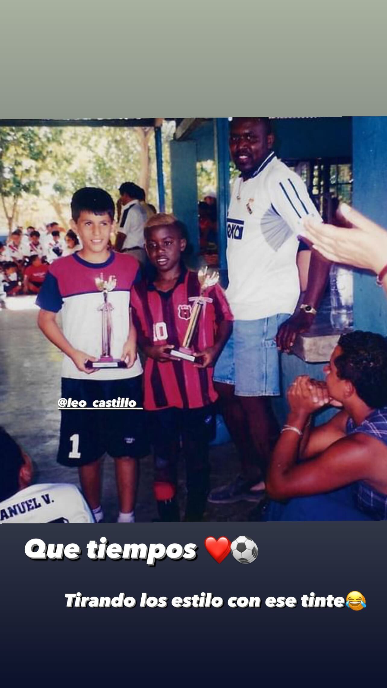 Joel Campbell sacó una foto de antaño para calentar el clásico ante Saprissa. Foto: Instagram.
