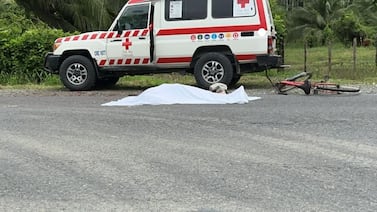 Ciclista muere arrollada por tráiler en Matina