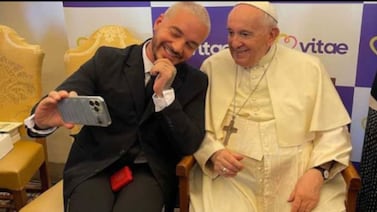 El papa Francisco y los famosos: desde J Balvin, hasta Messi y creadores de contenido
