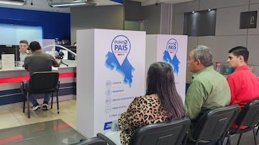 ¿Necesita renovar la licencia o el pasaporte? En estas sedes del BCR puede hacer el trámite