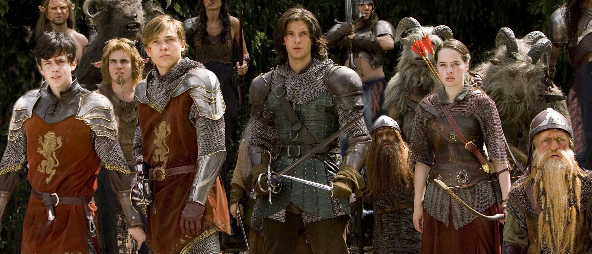 En 'Las crónicas de Narnia' hay varios personajes fantásticos, como faunos, centauros, hadas, gigantes y animales parlantes.