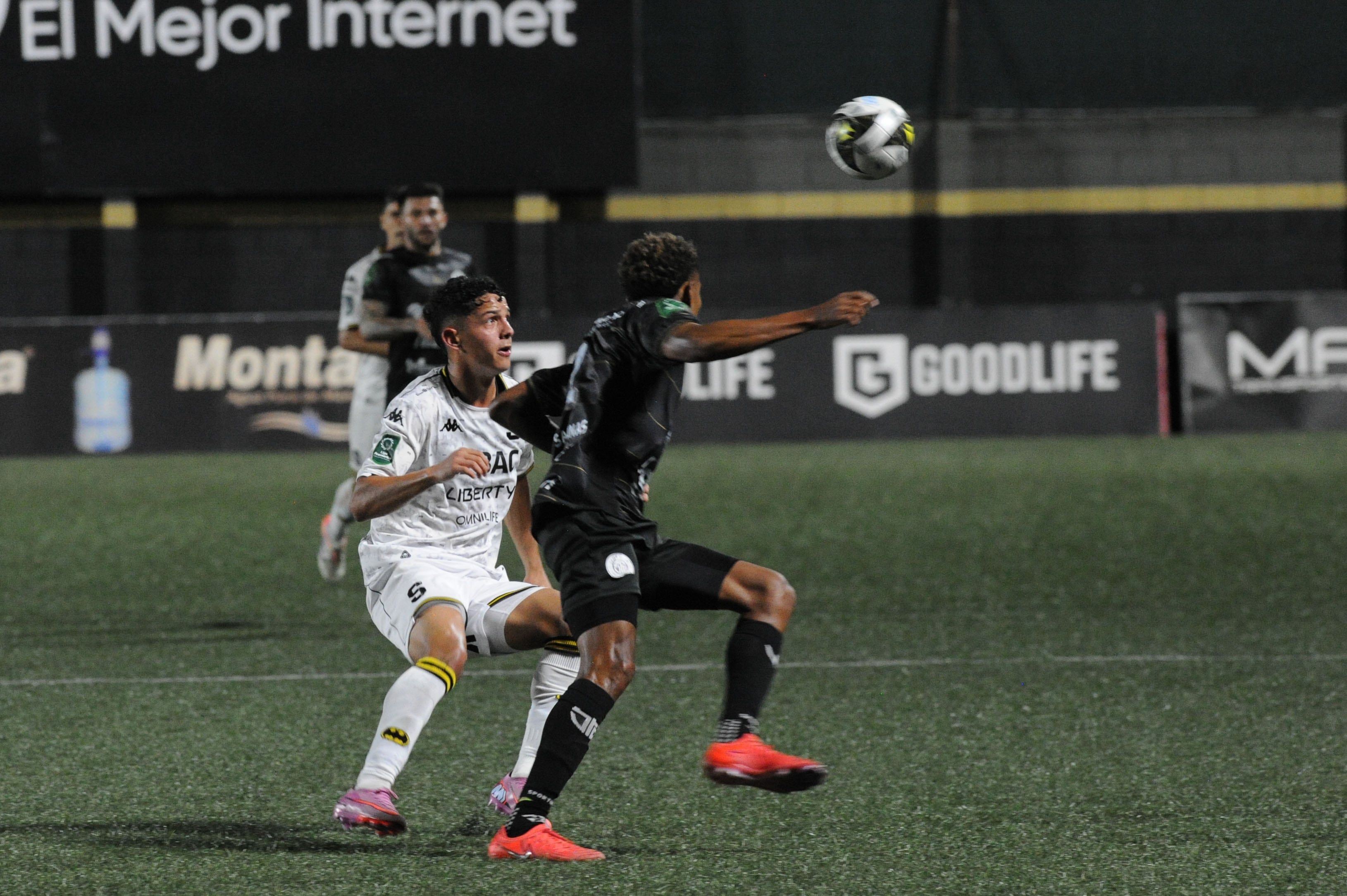 Sporting F.C vs Saprissa