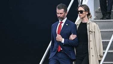 Oligarca ruso cercano a Putin pagó parte de las celebraciones de boda de Donald Trump Jr., indica reportaje