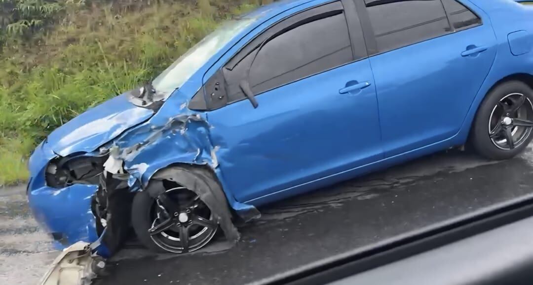 El paso por la ruta 140 se mantiene regulado mientras las autoridades realizan las labores de levantamiento y recolección de evidencia.