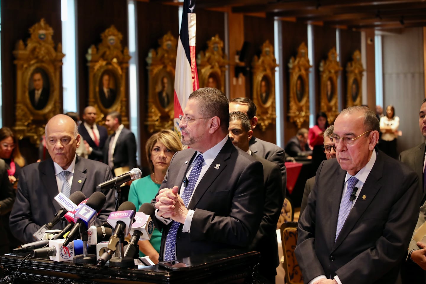 ‘Nos falta el Poder Judicial’: Rodrigo Chaves promete ante evangélicos esfuerzos para tomar control de ese poder