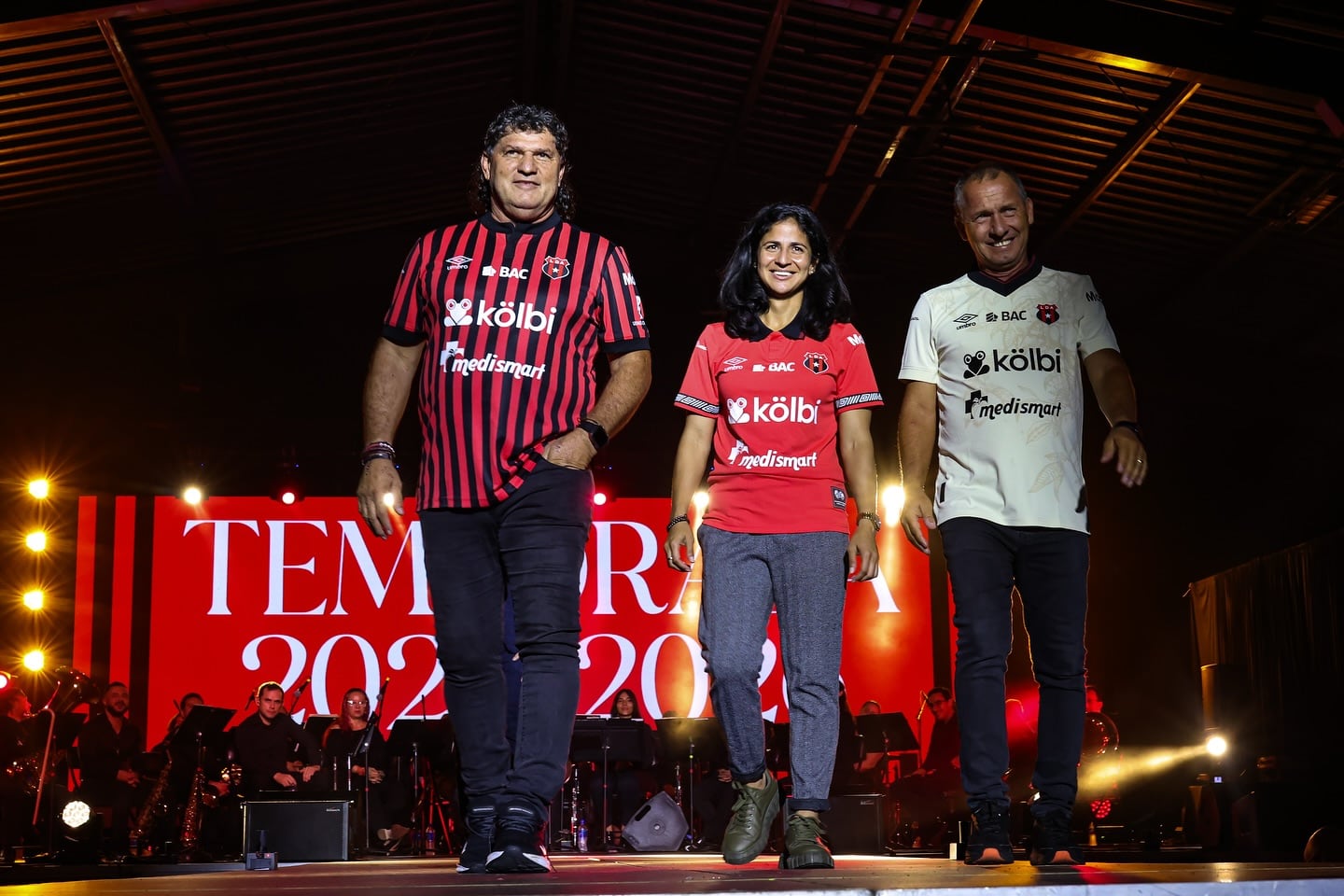 Nueva camiseta de Alajuelense