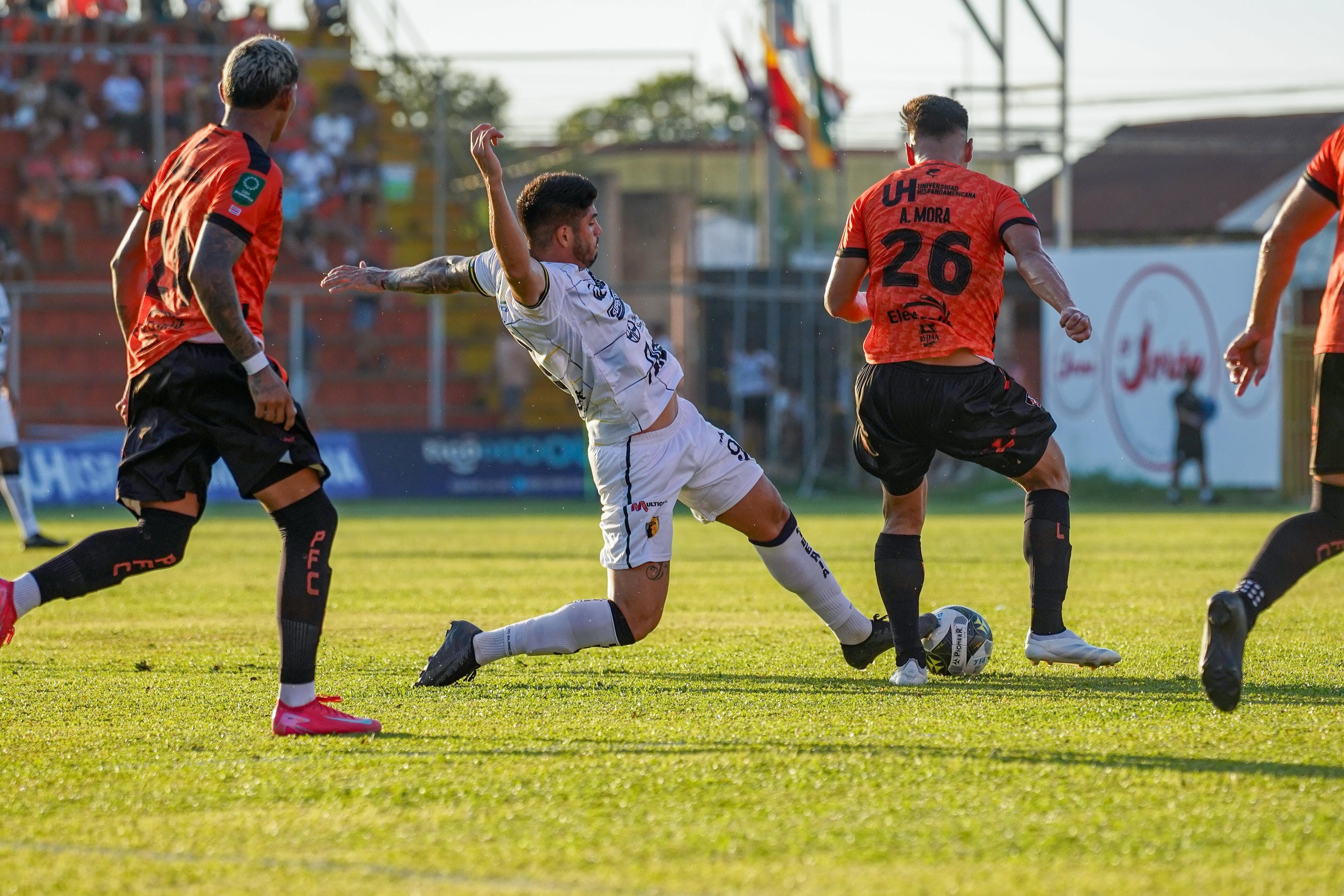 Puntarenas vs Liberia