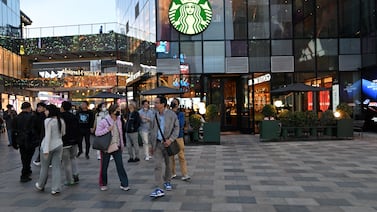 FMI pide a China recortar a la mitad las subvenciones a su industria